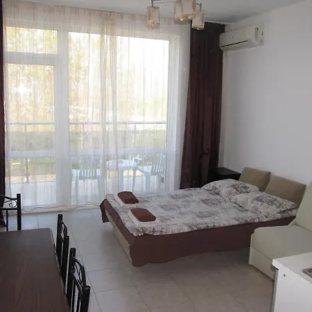And In Cote D'azure Apartment *