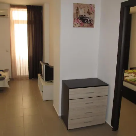 And In Cote D'azure Apartment *