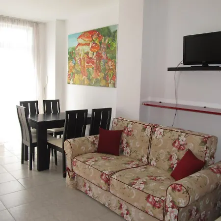 And In Cote D'azure Apartment