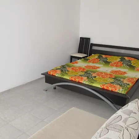 And In Cote D'azure *