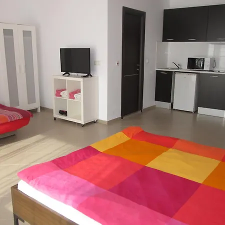 Apartment And In Cote D'azure *