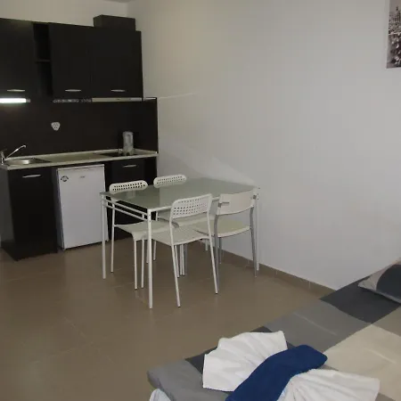 And In Cote D'azure *